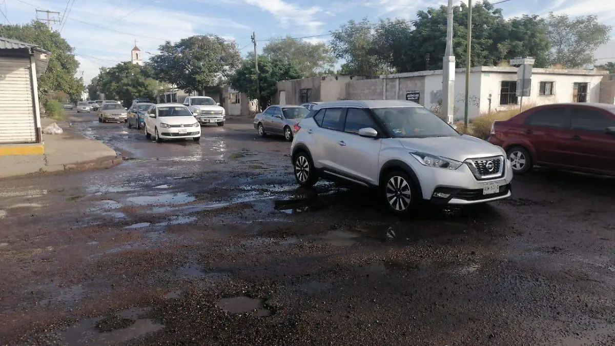 Fuga y baches en Hermosillo (3)